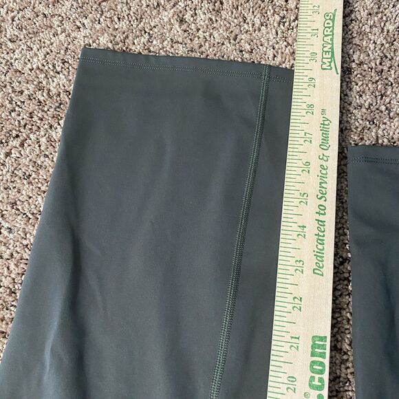 SPANX Women's Booty Boost Flare Pant Leggings Green Size L Petite Activewear - Picture 5 of 5